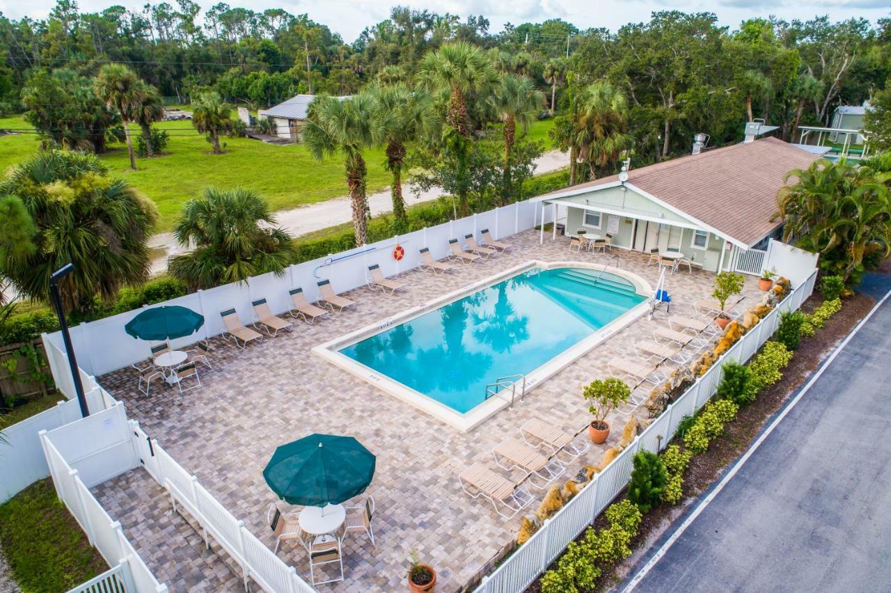 Naples Rv Resort Naples Manor Екстериор снимка